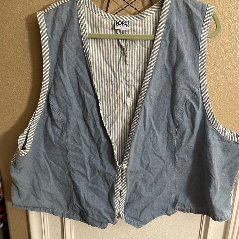 Koret Denim City Blues Plus Size Vintage Vest with Striped Accents